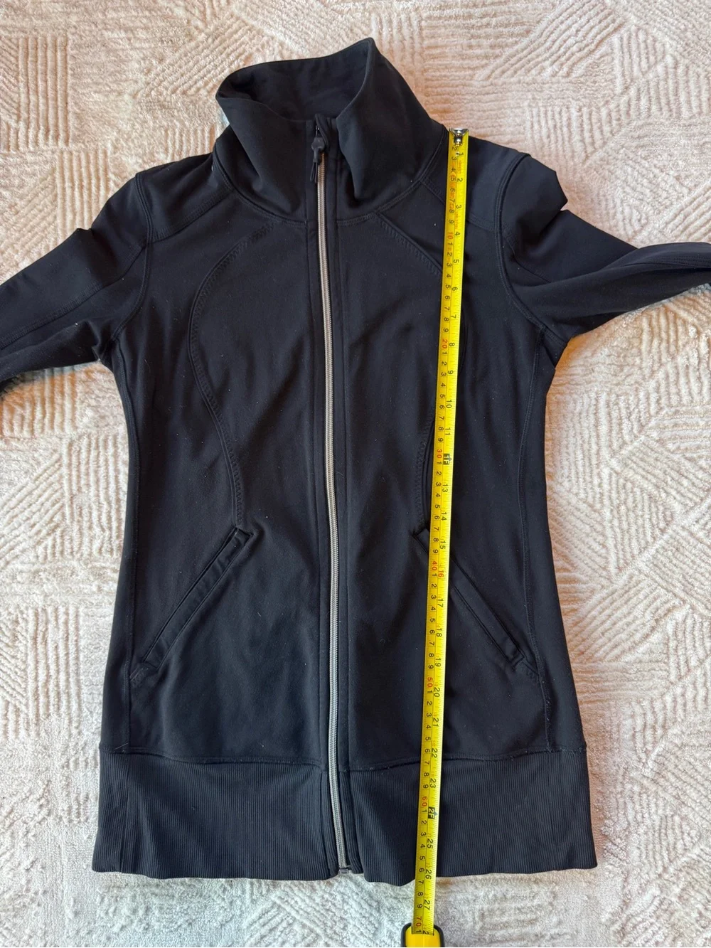 Lululemon Black Define Jacket Full Zip Luon Size 8 Activewear Yoga